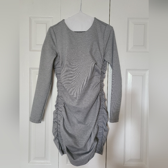 Dynamite dress - Picture 1 of 4